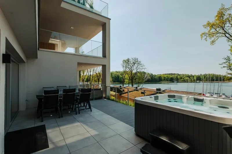 Z jedną sypialnią i jacuzzi (A104) view 2